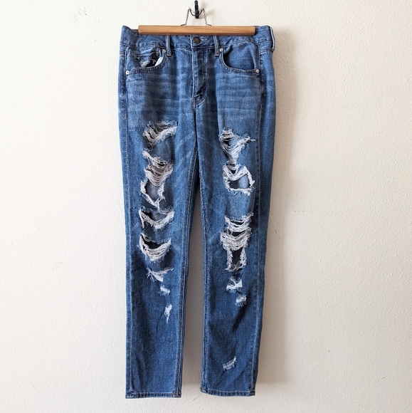 American Eagle Tomgirl Jeans - Picture 2 of 9